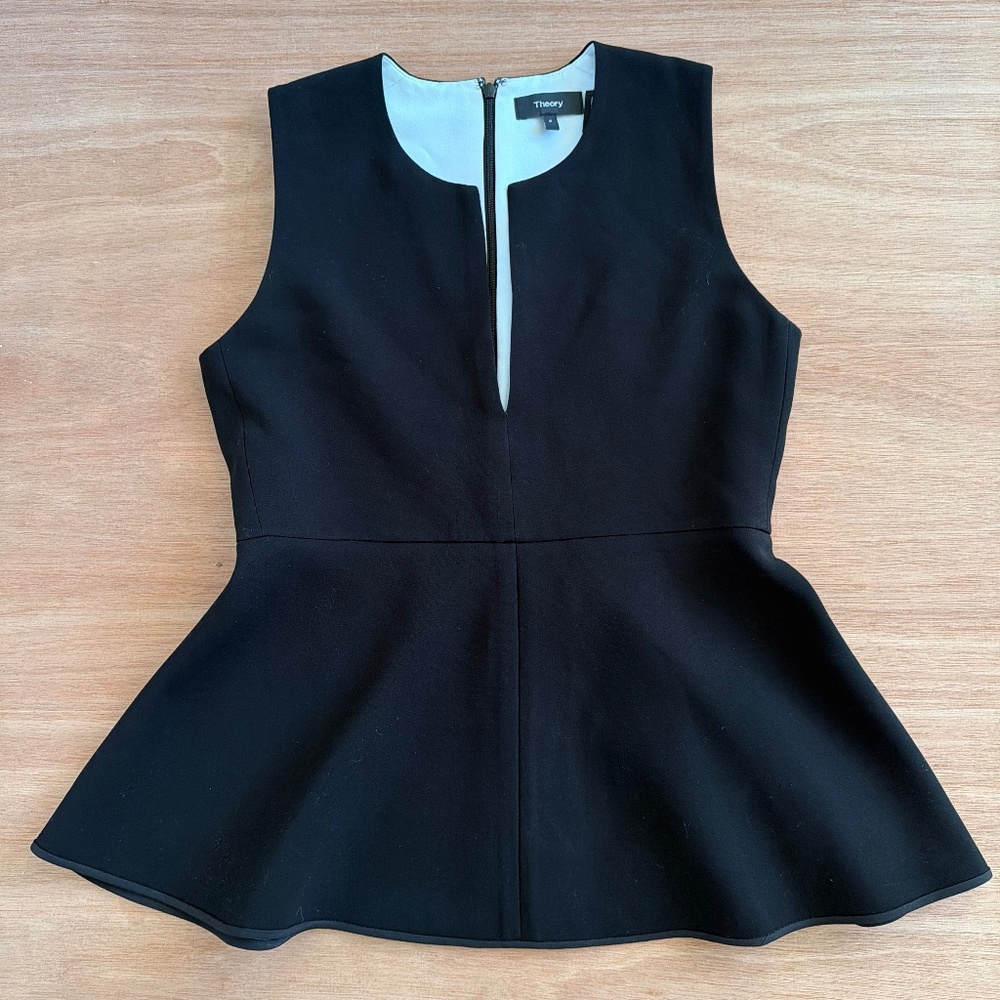 Theory Ralnaka black sleeveless peplum top 00-0 XS deep v-neck classy occasion